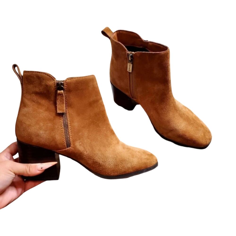 Blondo Sienna Waterproof Brown Suede Ankle Boots Size: 9.5